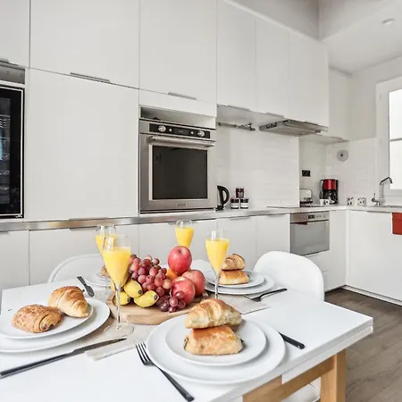 Apartment Eiffel Tower & Champ De Mars - 1br - Vacation
